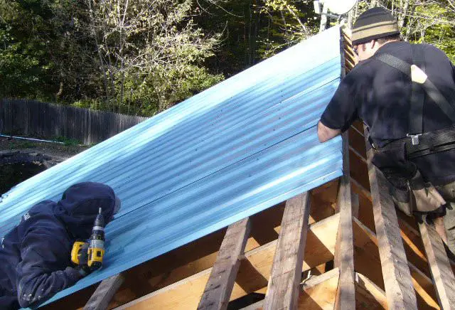 10 STEPS HOW TO INSTALL CORRUGATED METAL ROOFING
