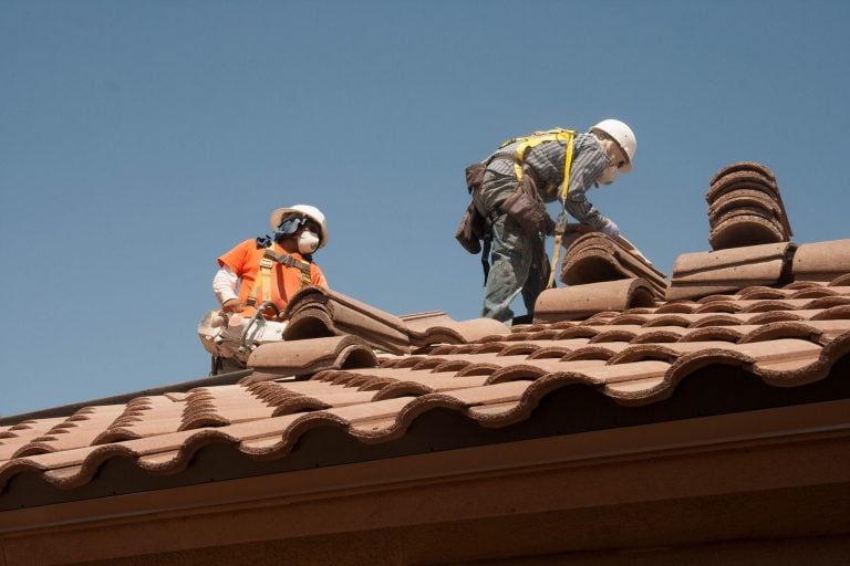 7 Tips to Choose a Good Roofing Company in Calgary