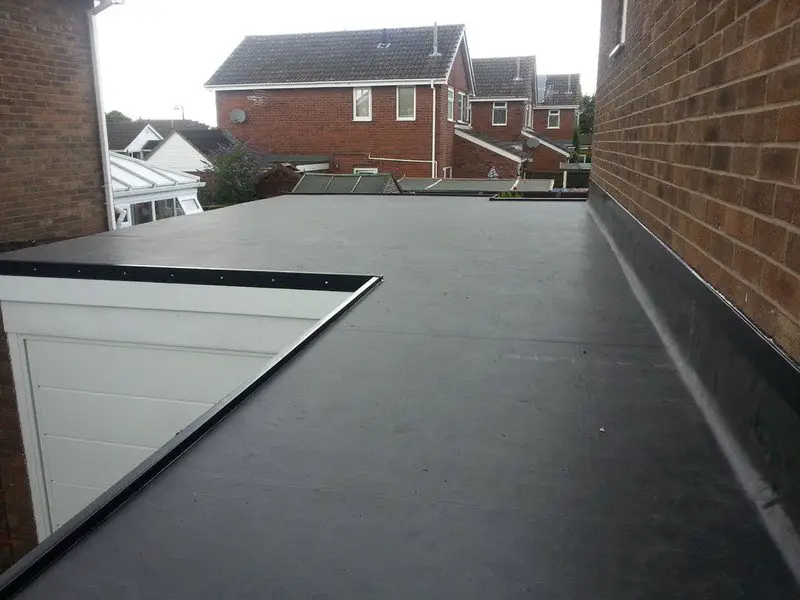 Advantages of EPDM Rubber for Roofing