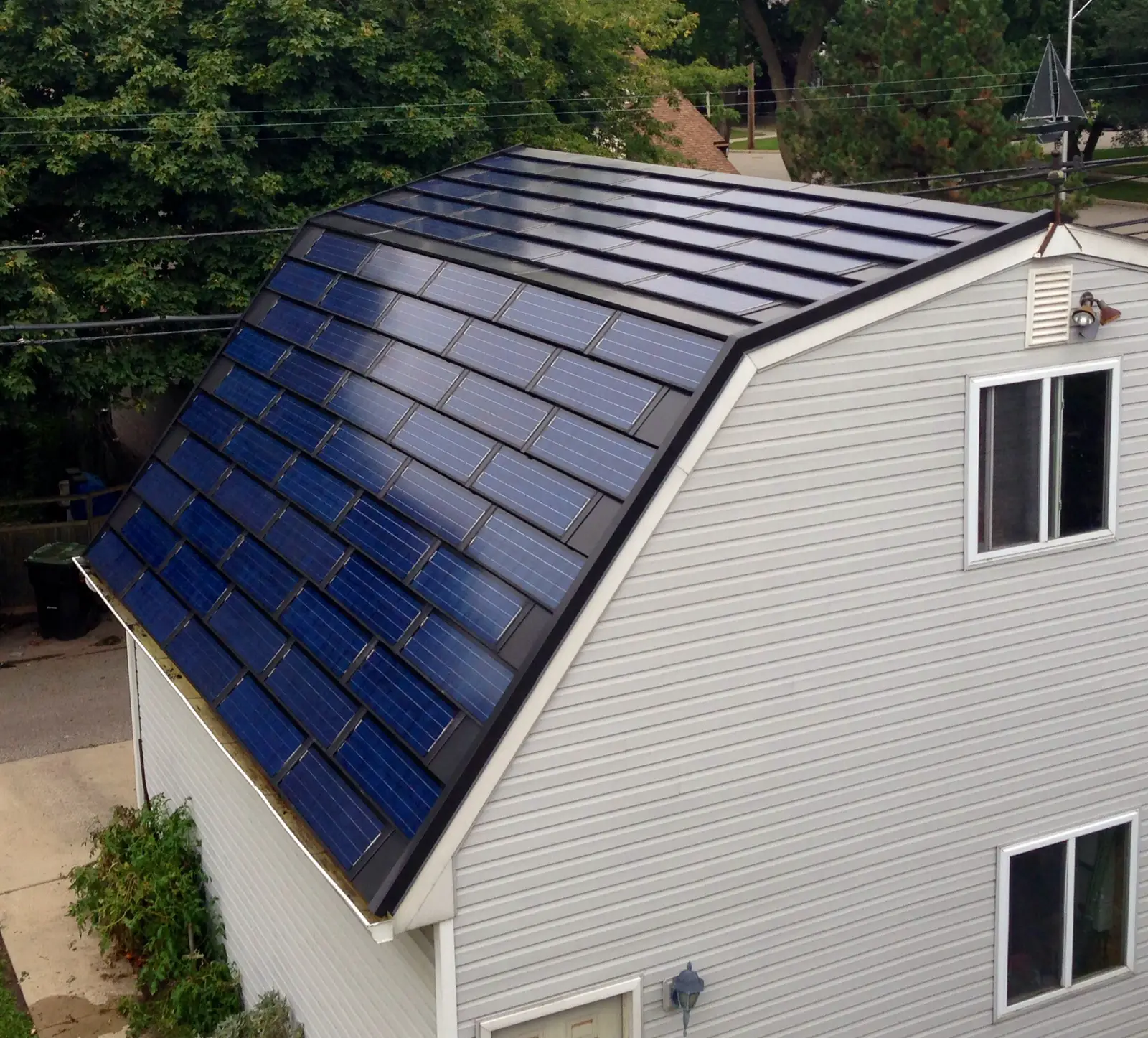 Are Solar Shingles Changing The Face Green Energy