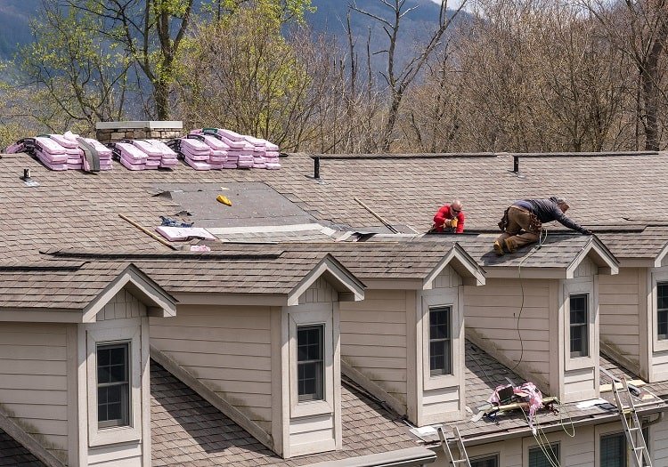 Best Time of Year to Replace Your Roof
