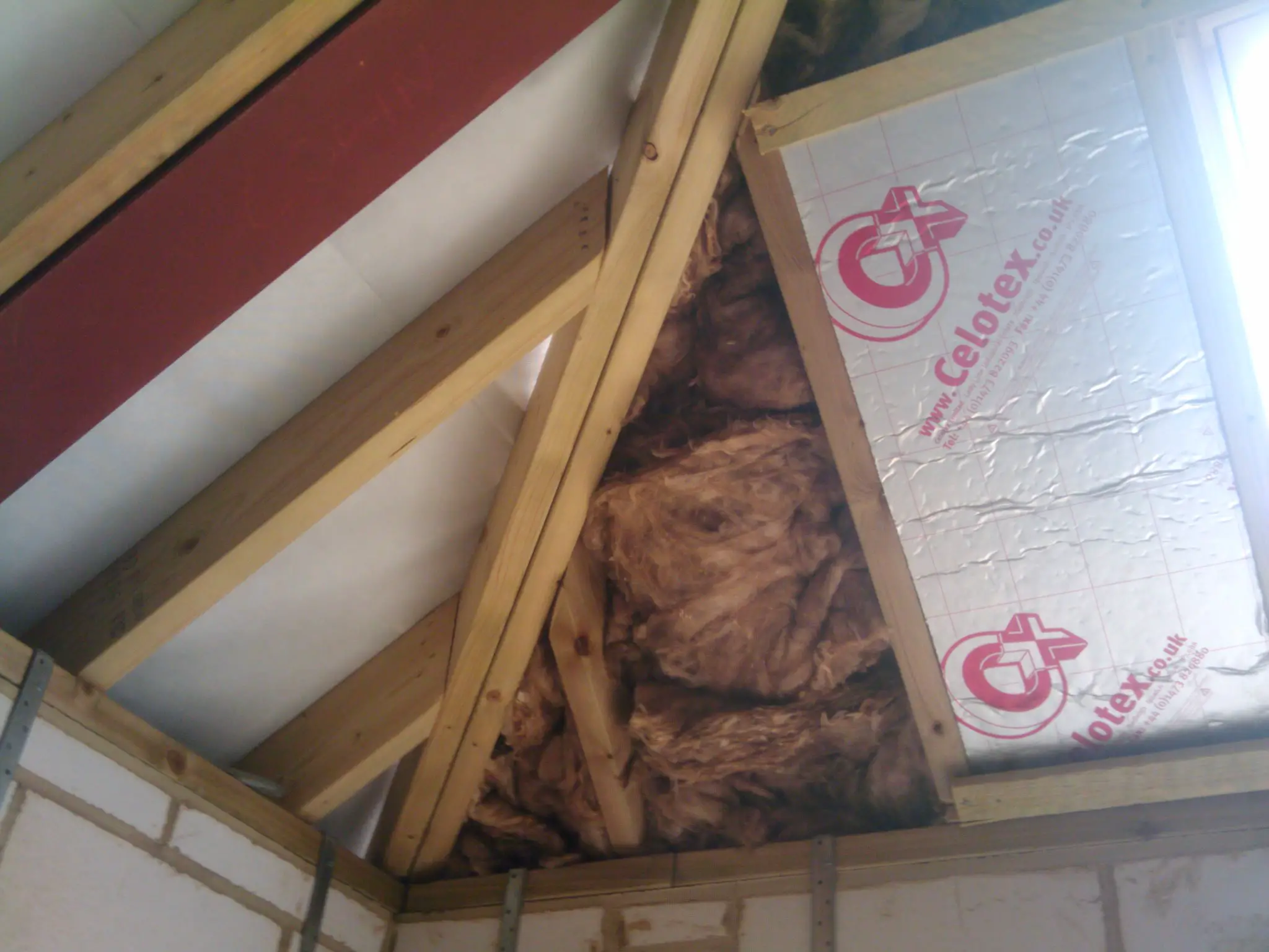 Building and insulating the flat roof