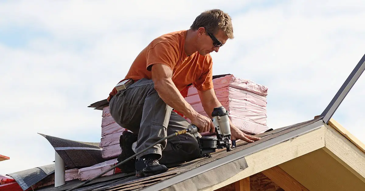 Does Your Commercial Roof Need To Be Replaced?
