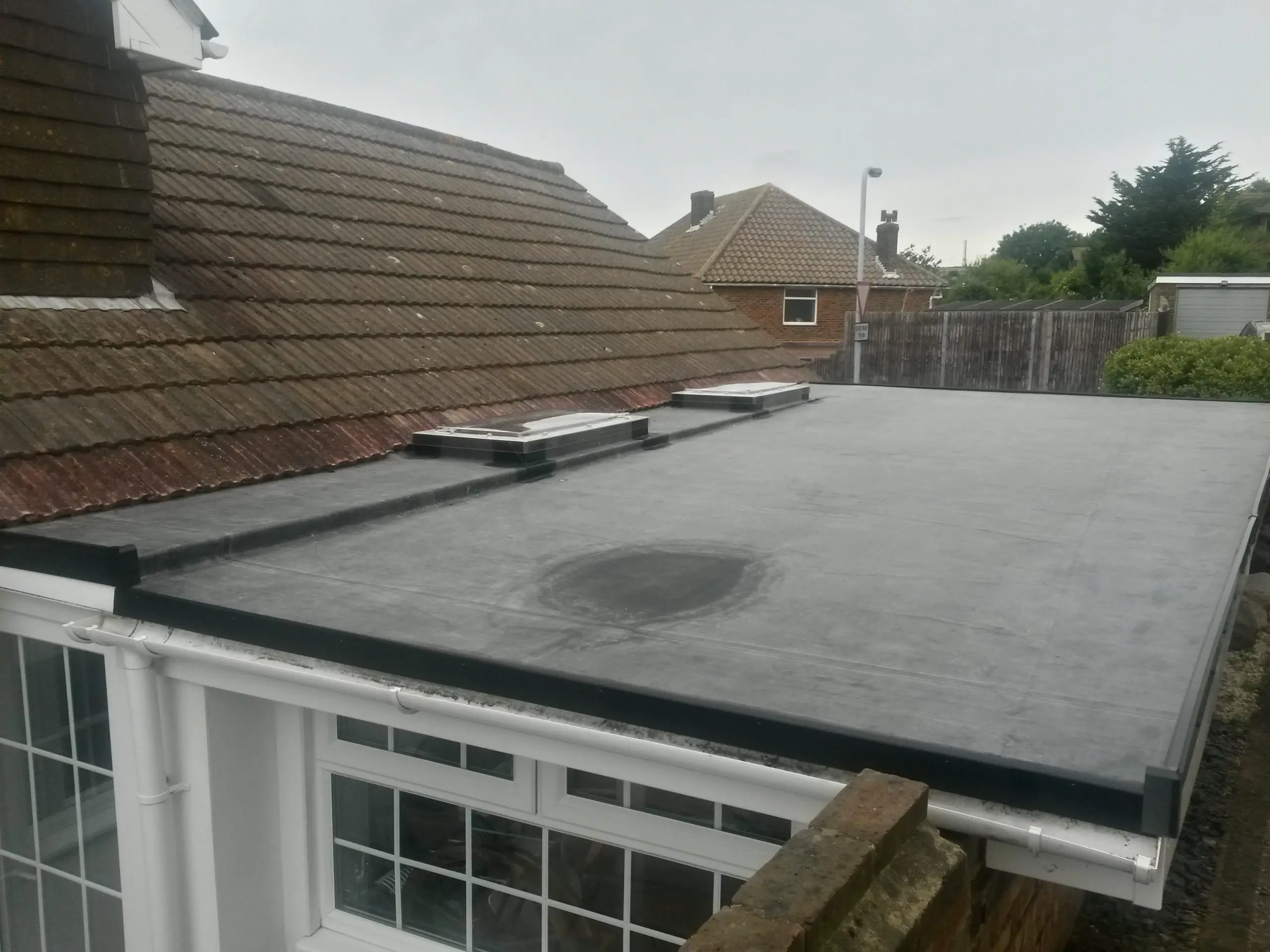 EPDM Flat Roof, Dome Skylights  DS780
