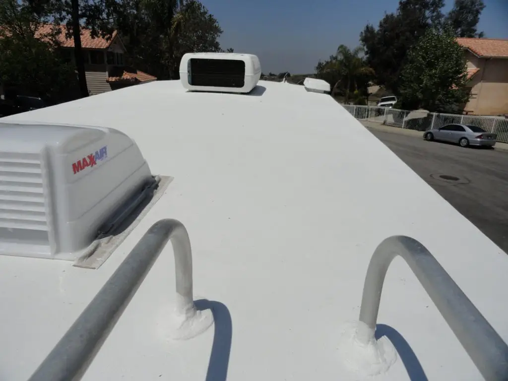 How Do I Put Rubber Coating on My RV Roof?