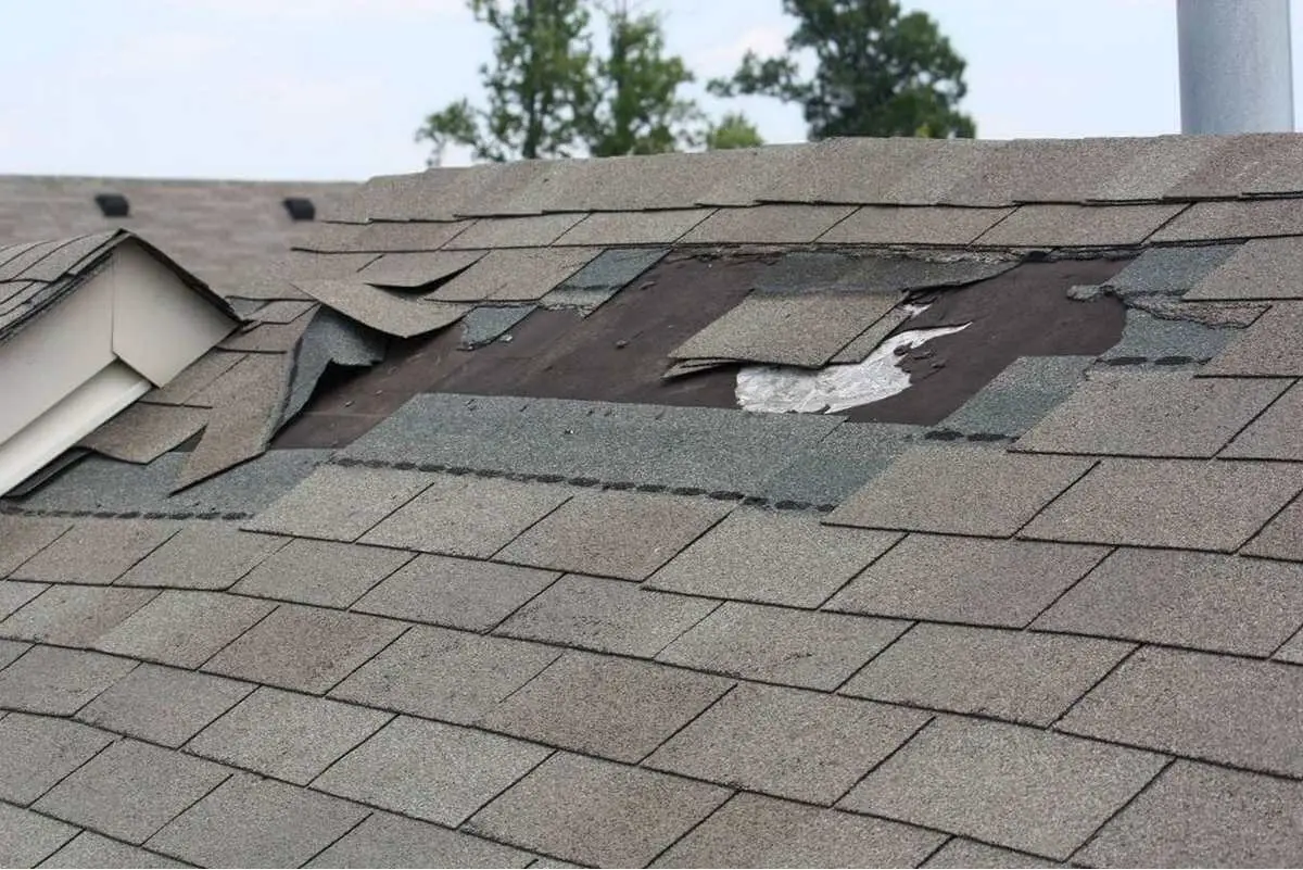 How Long Do Roof Shingles Last?