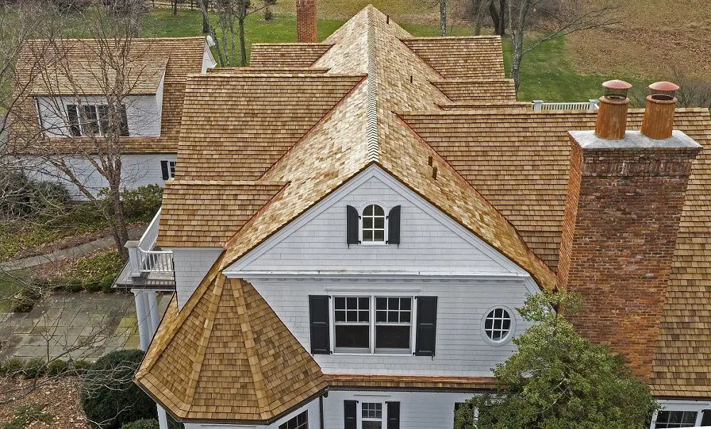 How long does a roof last? When you have to change it in ...