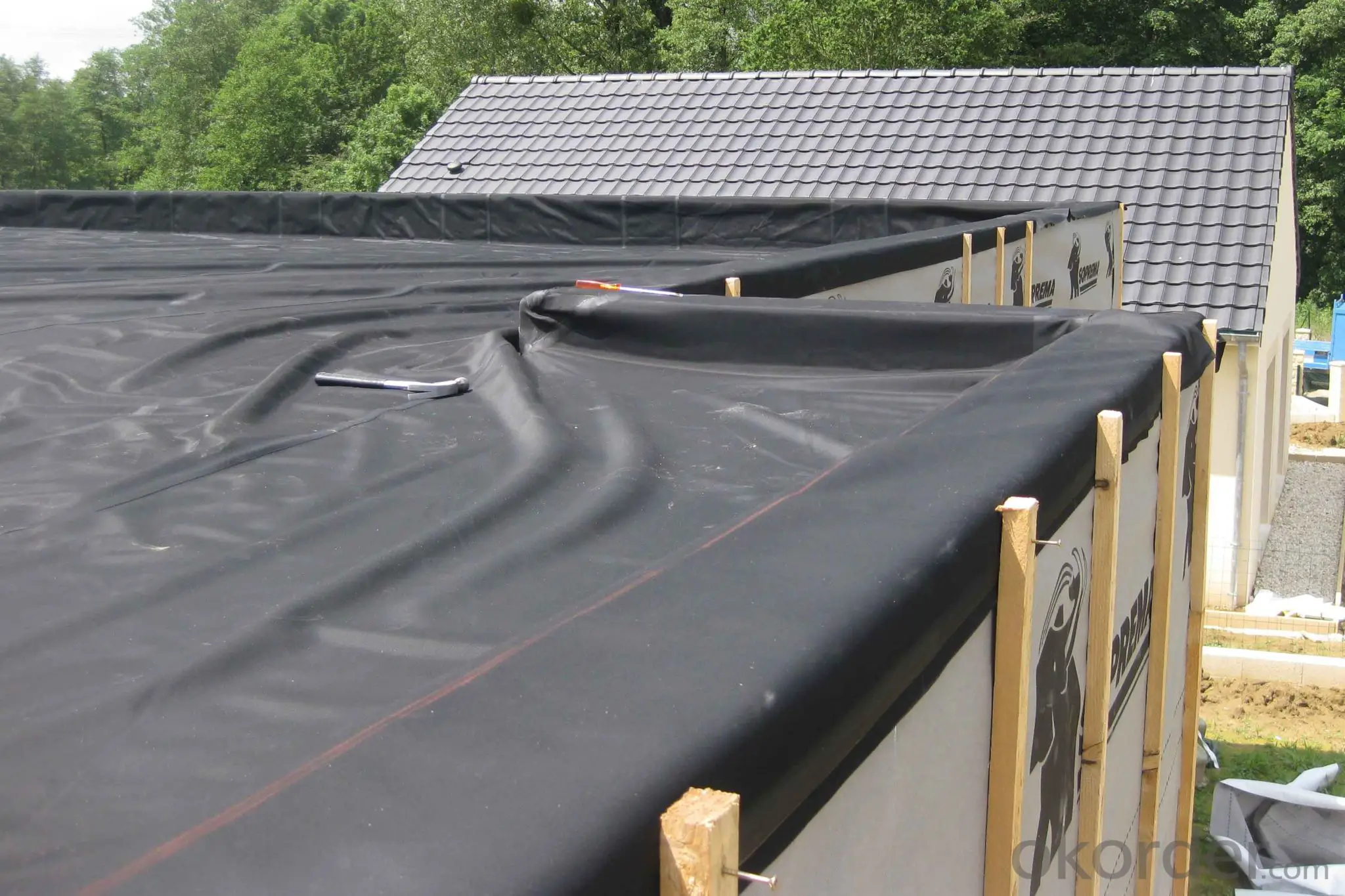 How much does a membrane roof cost?
