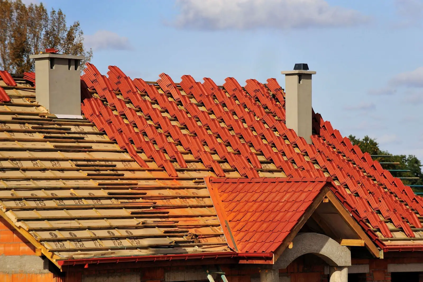 How Much Does Roof Replacement Cost in the U.S &  Canada?