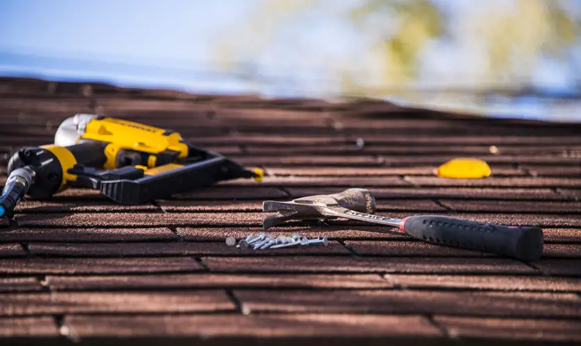 How Often Should You Replace Your Roof? 3 Warning Signs ...