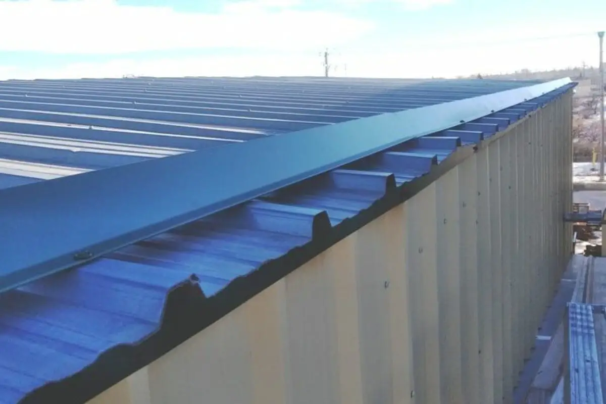How Snow Guards on Metal Roofs Prevent Snow Dumping