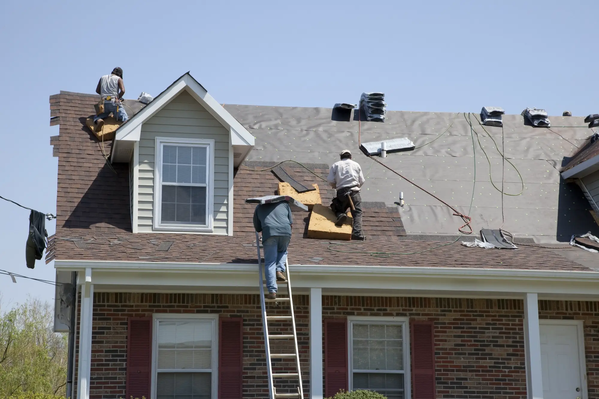 How to Start a Roofing Company That Will Be Your Community ...