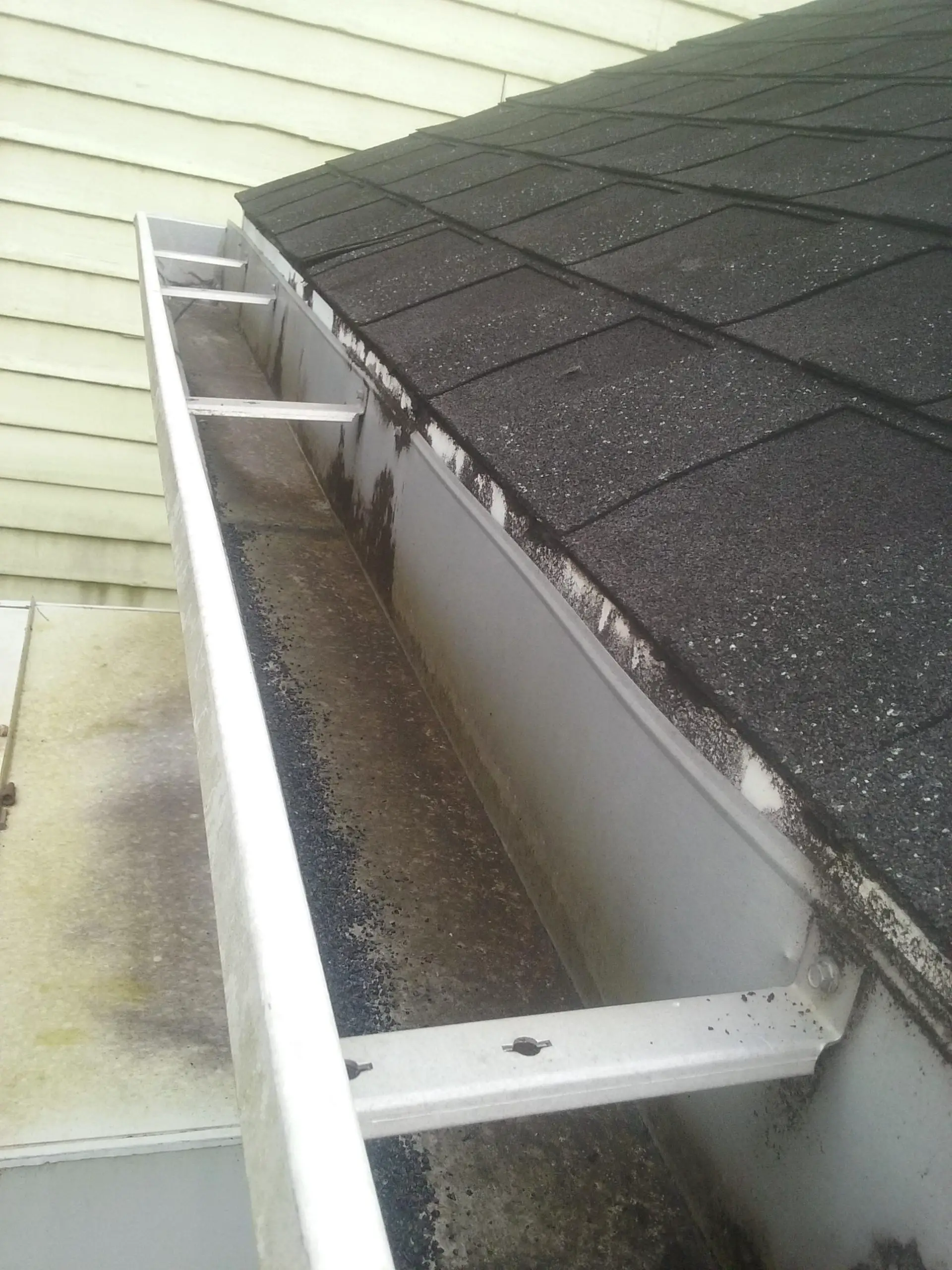 My roof should have a drip edge or overhanging shingles ...