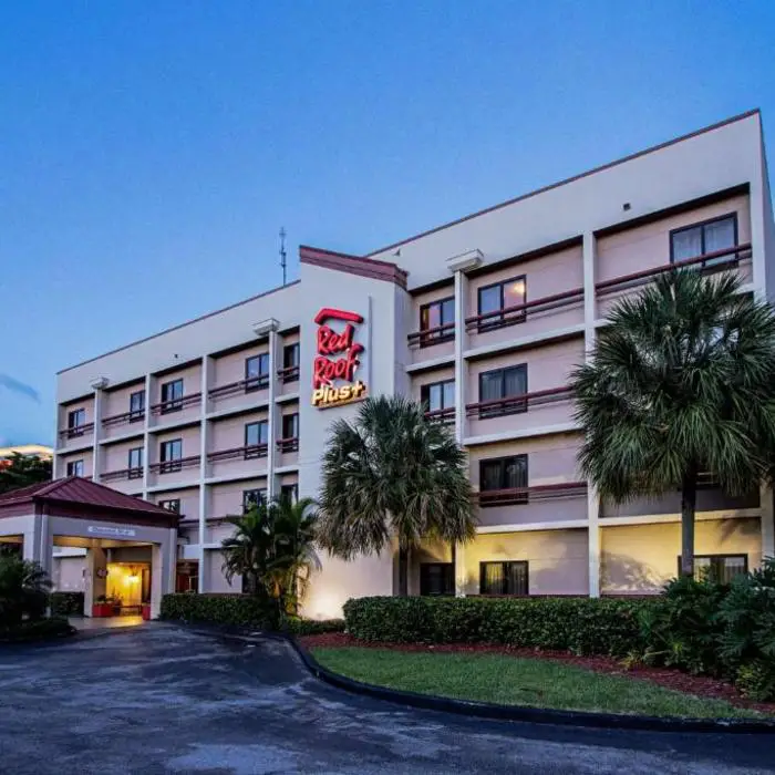 Promo [50% Off] Red Roof Inn Plus Malone United States