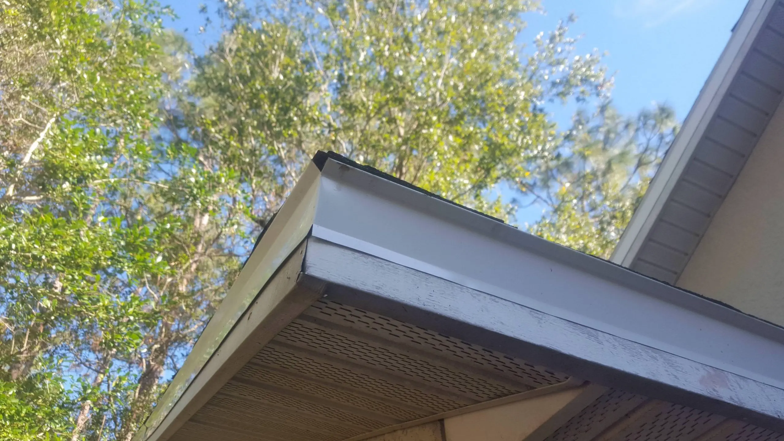 Removing and reinstalling drip edge on existing roof ...