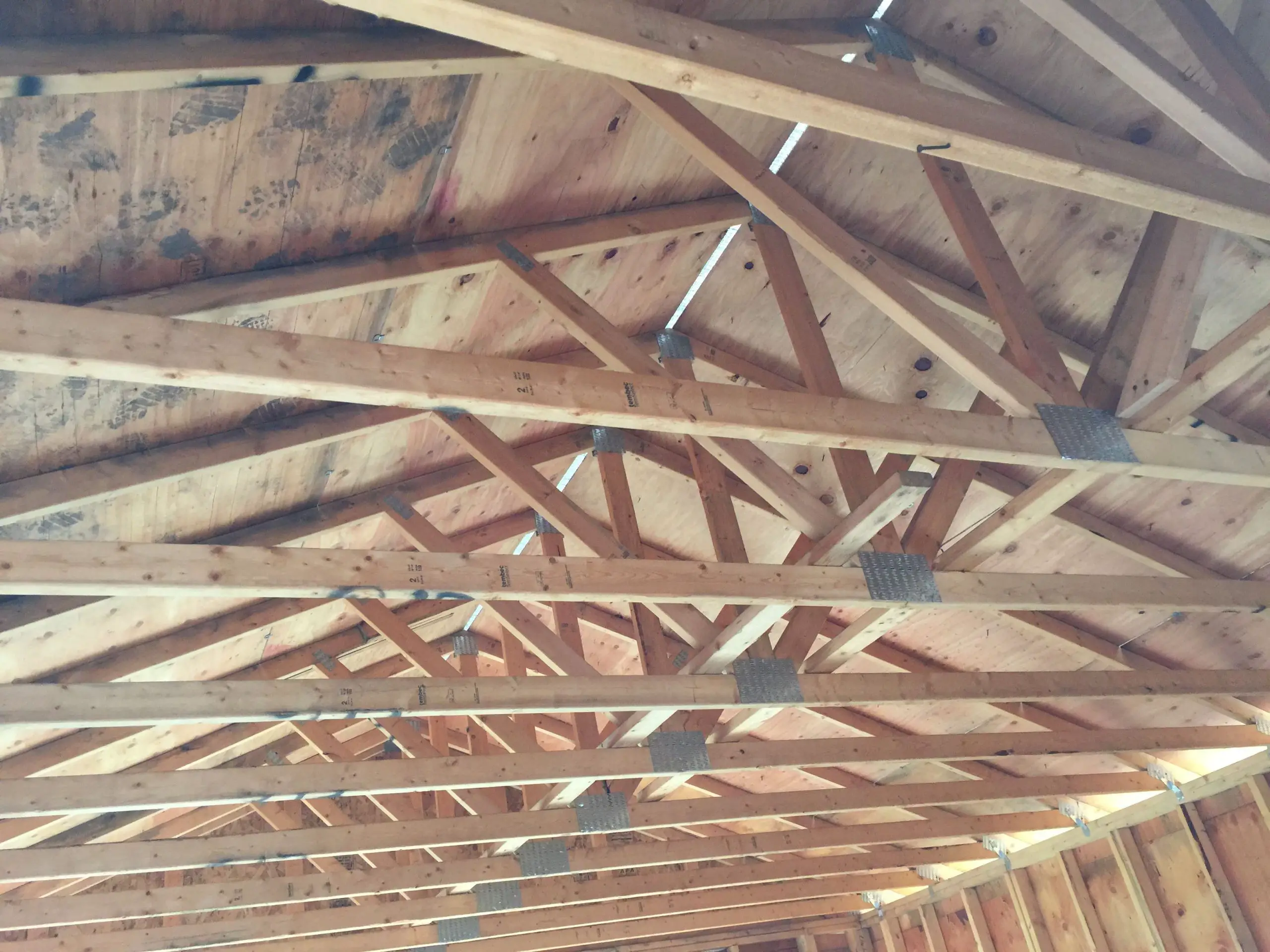 Roof Trusses Used in Construction: Types and Cost