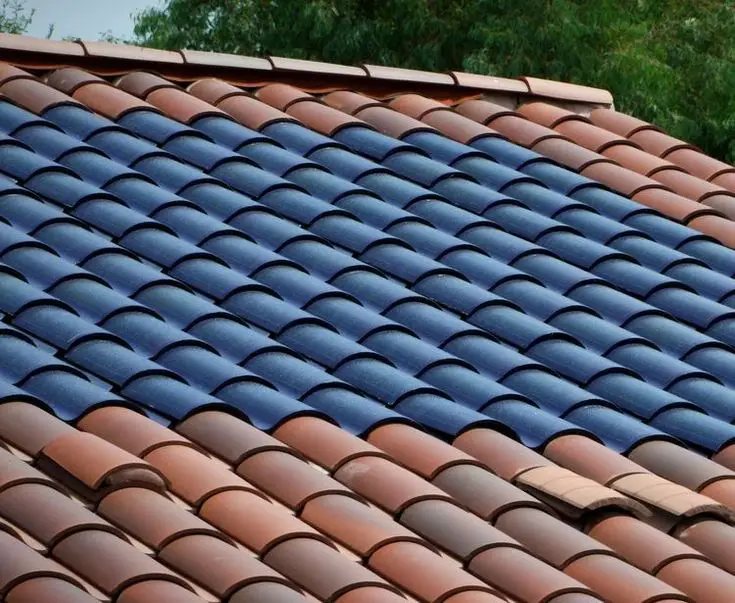 Solar Shingles Might Be the Toughest Roofing Material You Can Buy ...