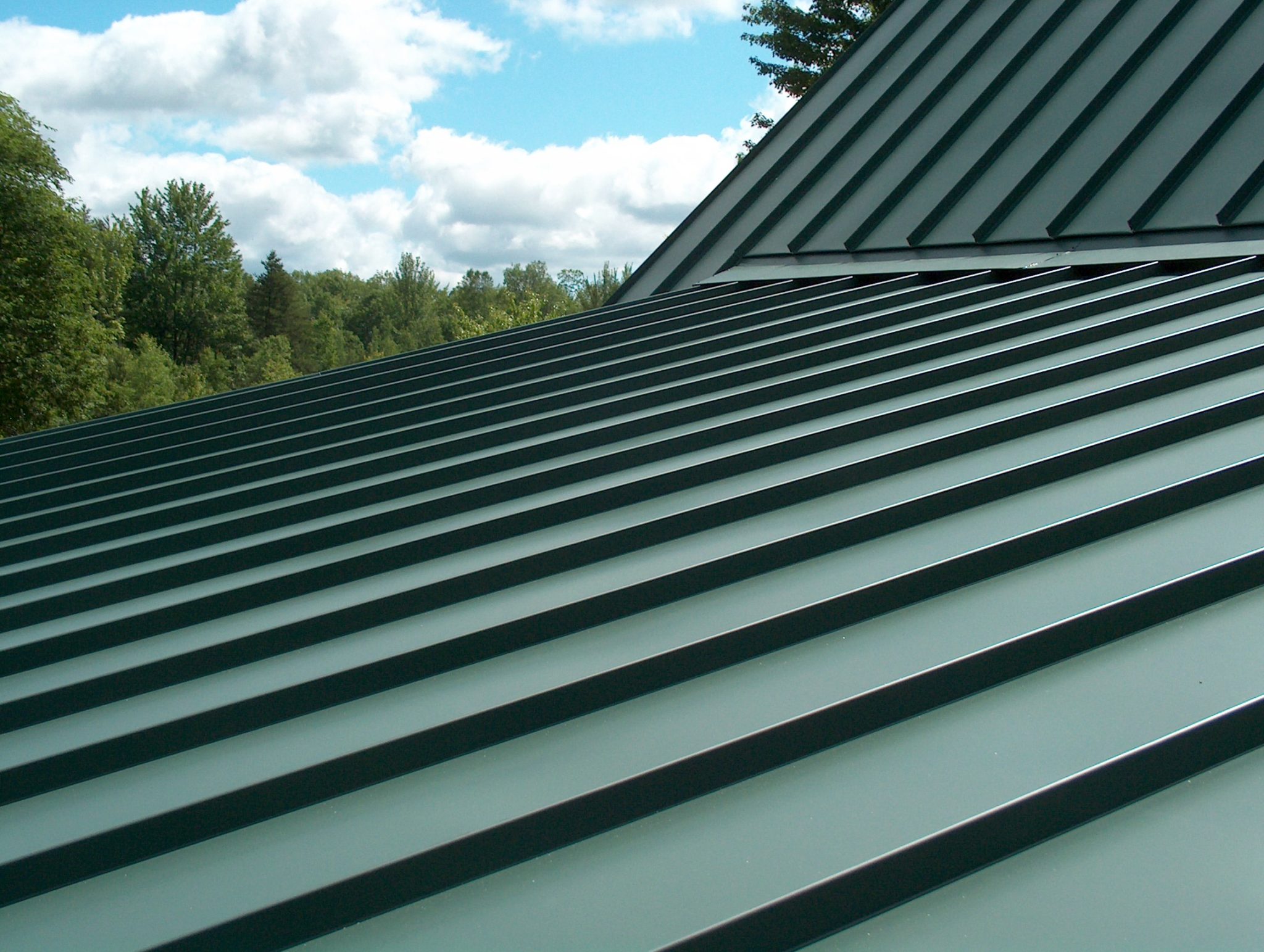 Standing Seam Metal Roofing: Concealed Fasteners and More