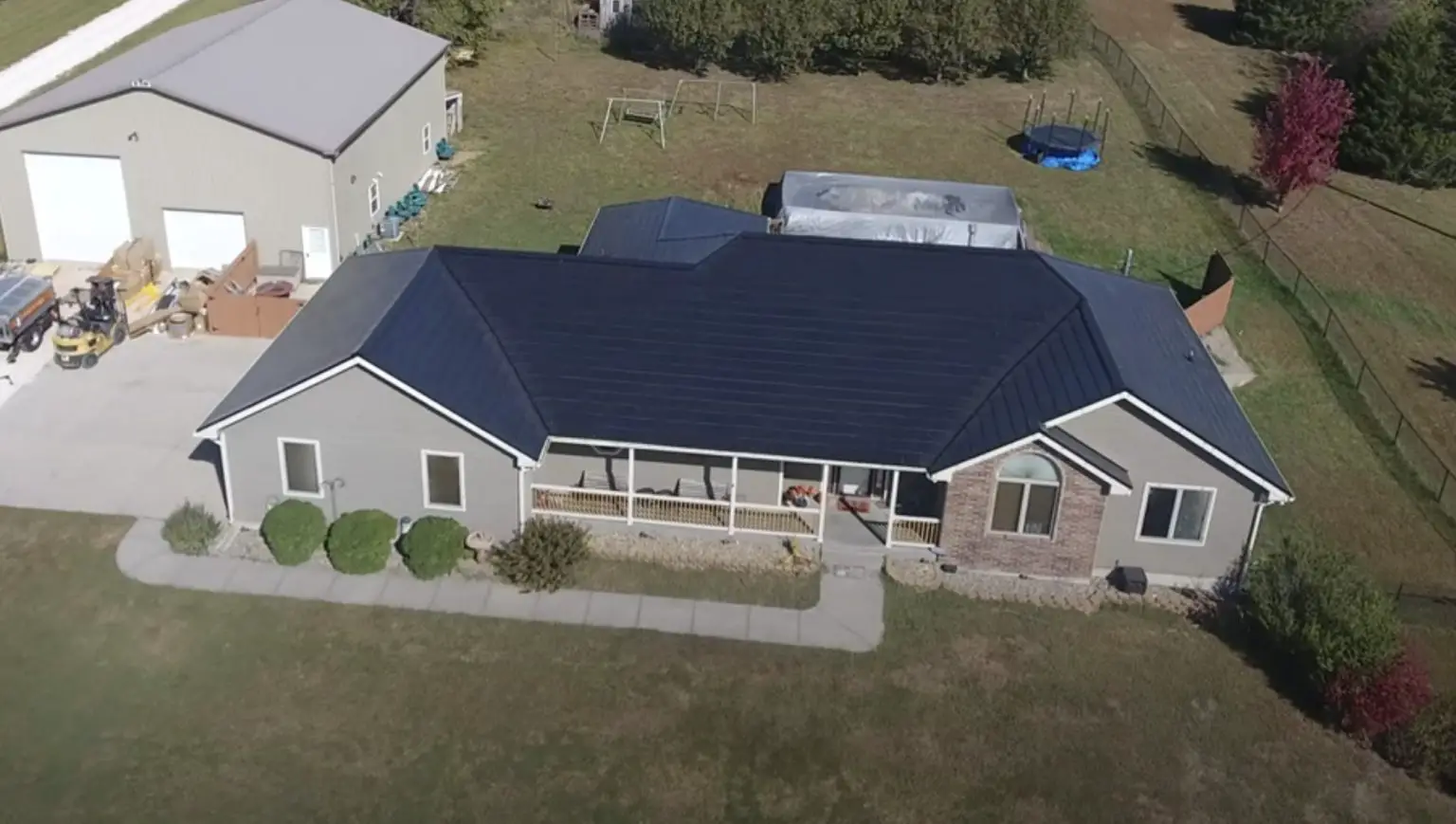 Tesla Solar Roof 15kW installation completed in 4 days ...