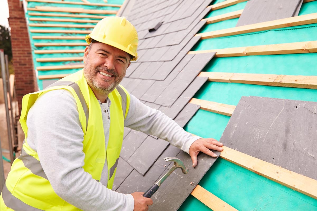 The Best Roofer Near Me: How to Hire a Roofer In Your Area