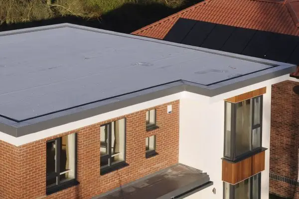 The Many Advantages of a Flat Roof
