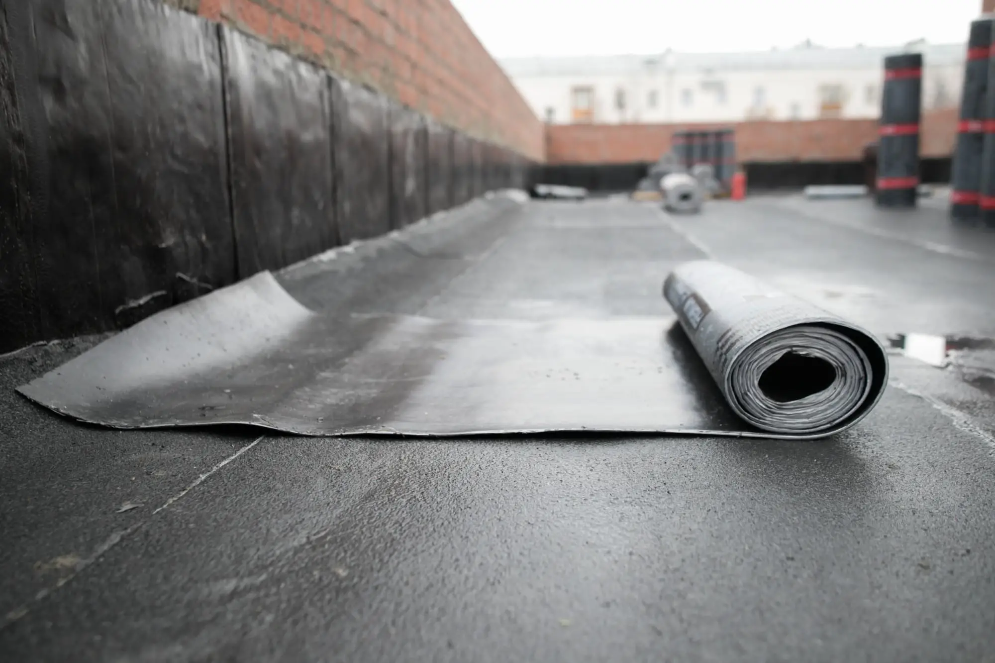 The Pros and Cons of EPDM Rubber Roofing: A Guide for ...