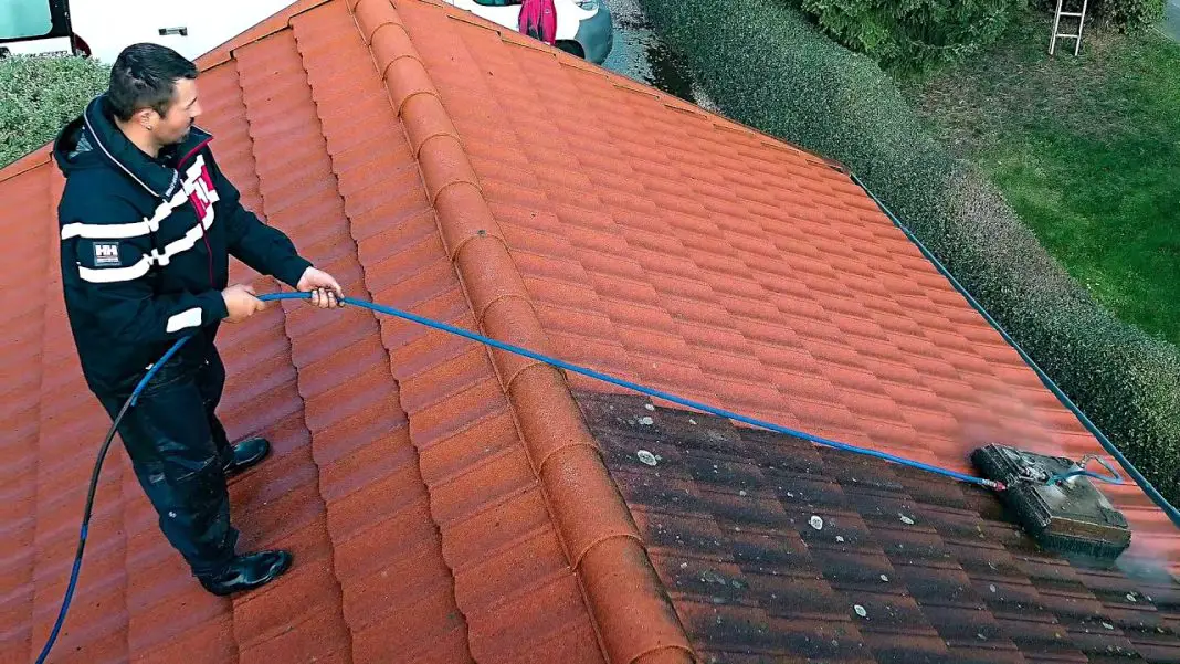 The skill of Roof Cleaning For Asphalt Shingle Roofs