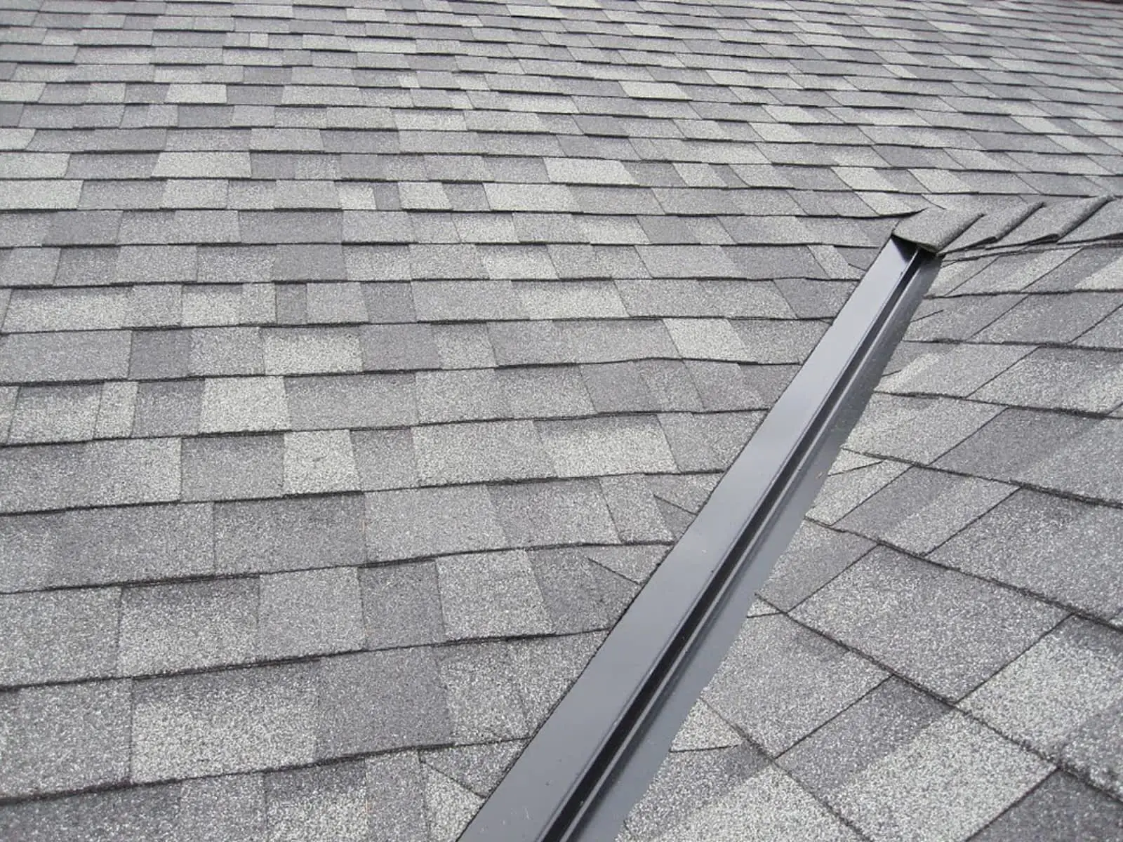 When should you replace your roof flashing?