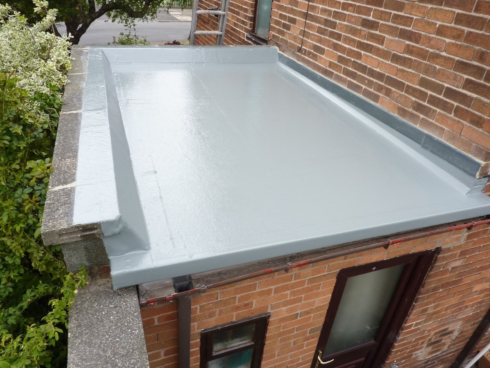 Why choose a fibreglass GRP flat roof?