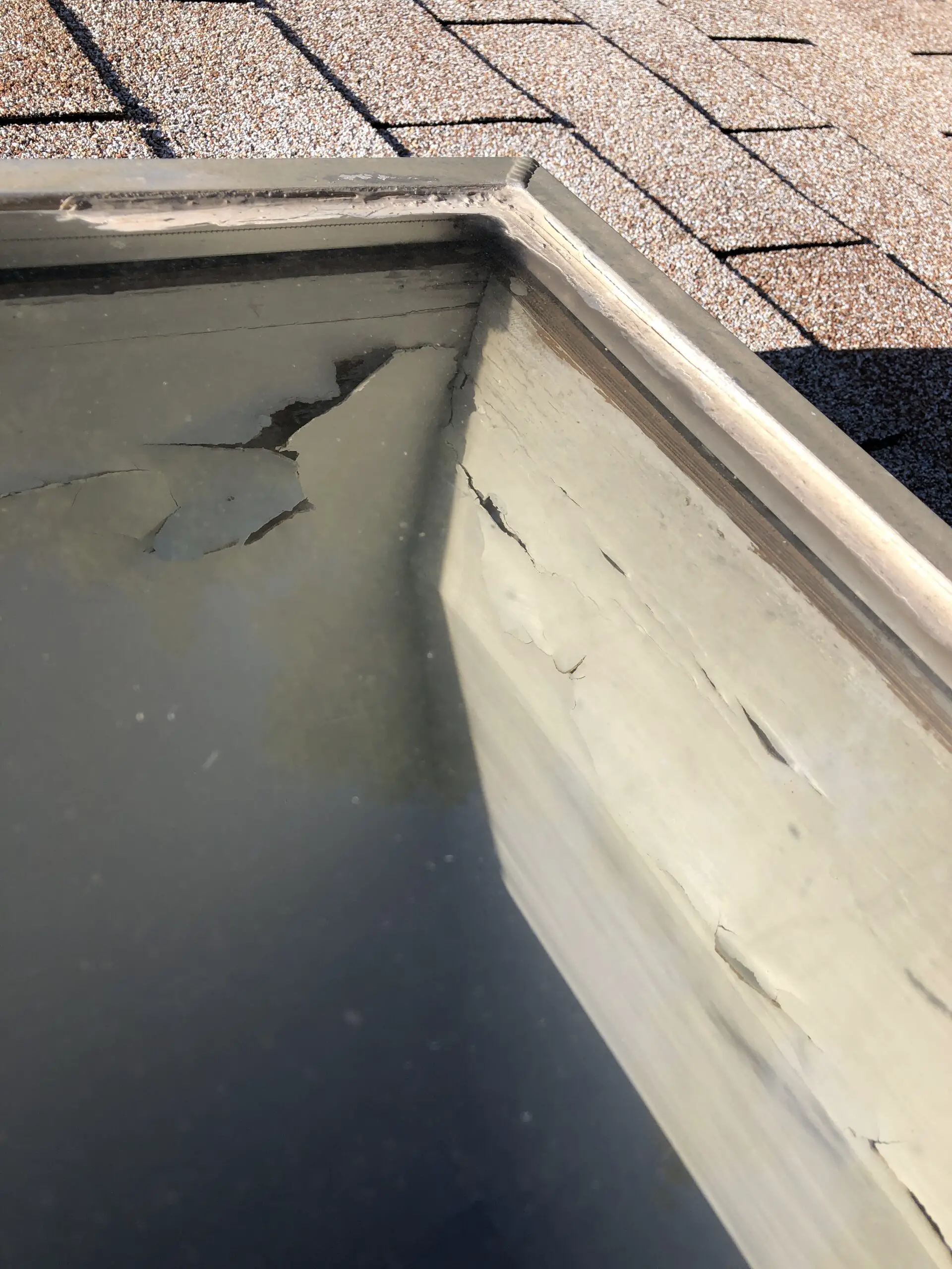 Why is My Skylight Leaking and What Should I Do? Replacement Skylights ...