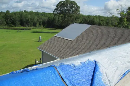 Will Homeowners Insurance Pay for a New Roof?